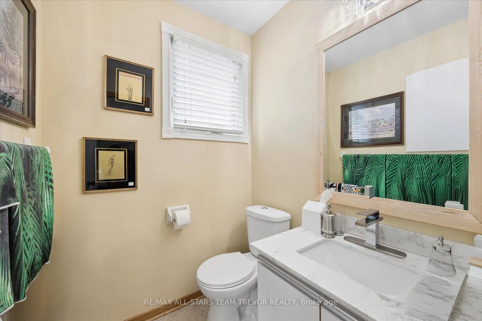 Photo 20 of 123 Biscayne Boulevard, Georgina, Keswick South — HOMEH