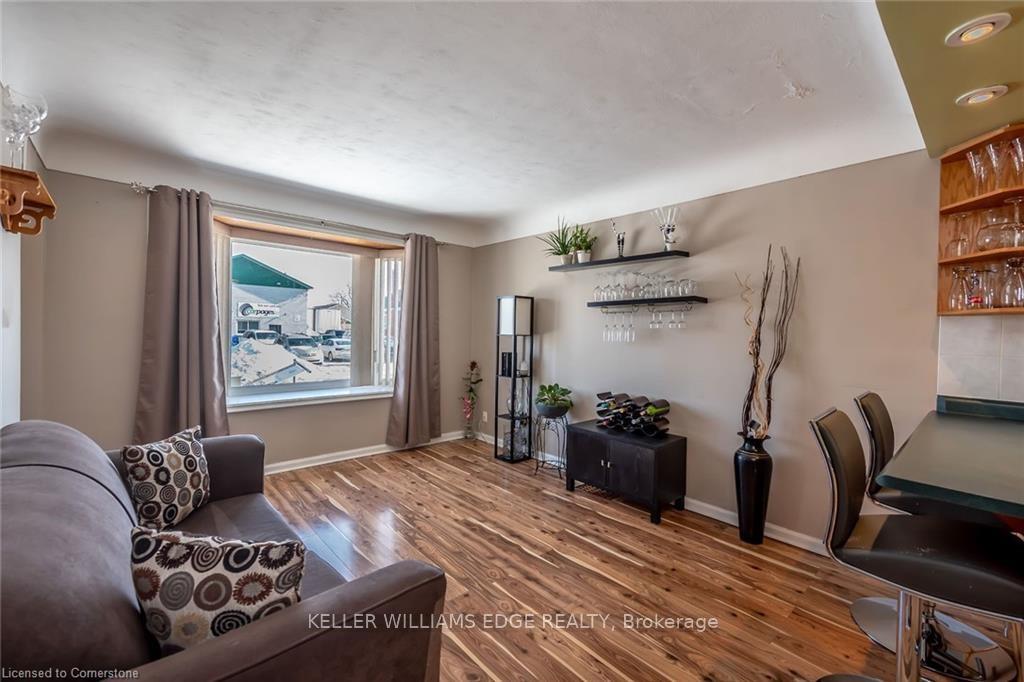 Photo 4 of 112 Rosewood Road, Hamilton, Glenview — HOMEH