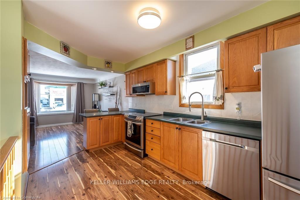Photo 9 of 112 Rosewood Road, Hamilton, Glenview — HOMEH