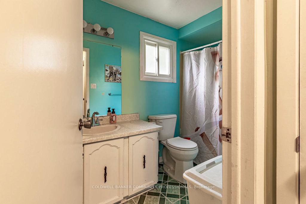 Photo 23 of 463 Knightsbridge Crescent, Hamilton, Ancaster — HOMEH
