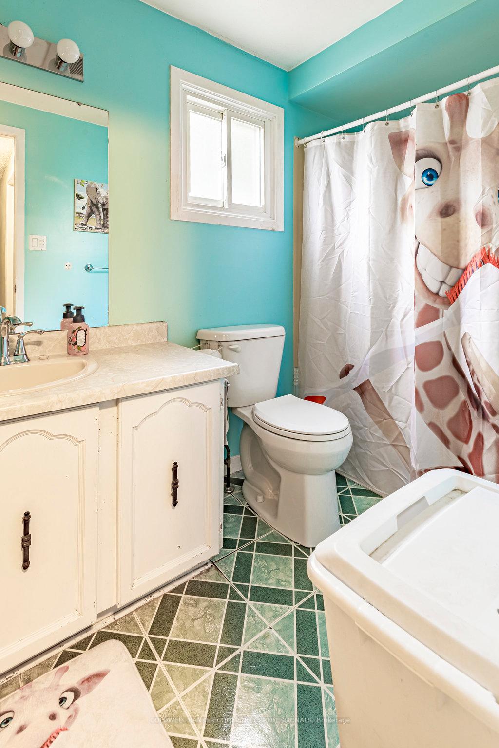 Photo 24 of 463 Knightsbridge Crescent, Hamilton, Ancaster — HOMEH