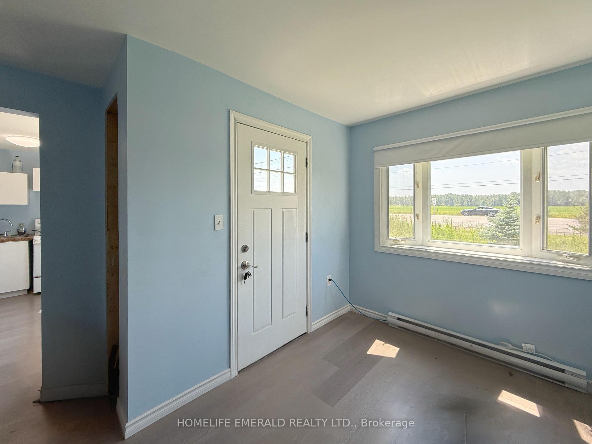 Photo 6 of 6170 90 Cty Road, Essa, Rural Essa — HOMEH