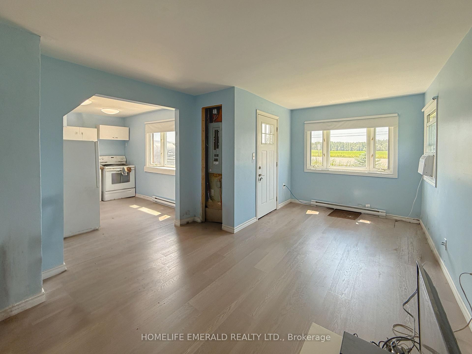 Photo 8 of 6170 90 Cty Road, Essa, Rural Essa — HOMEH