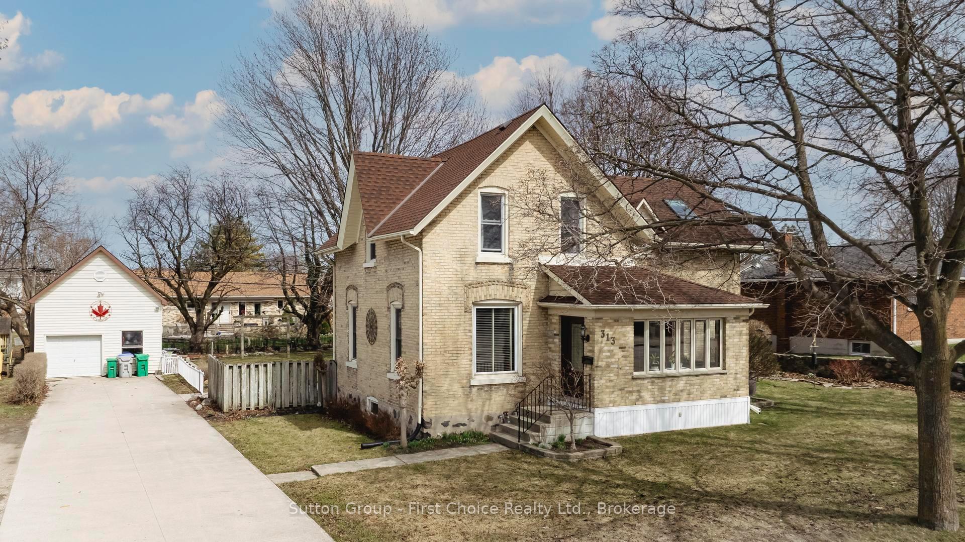 Photo 1 of 313 Huron Road, Goderich, Goderich (Town) — HOMEH
