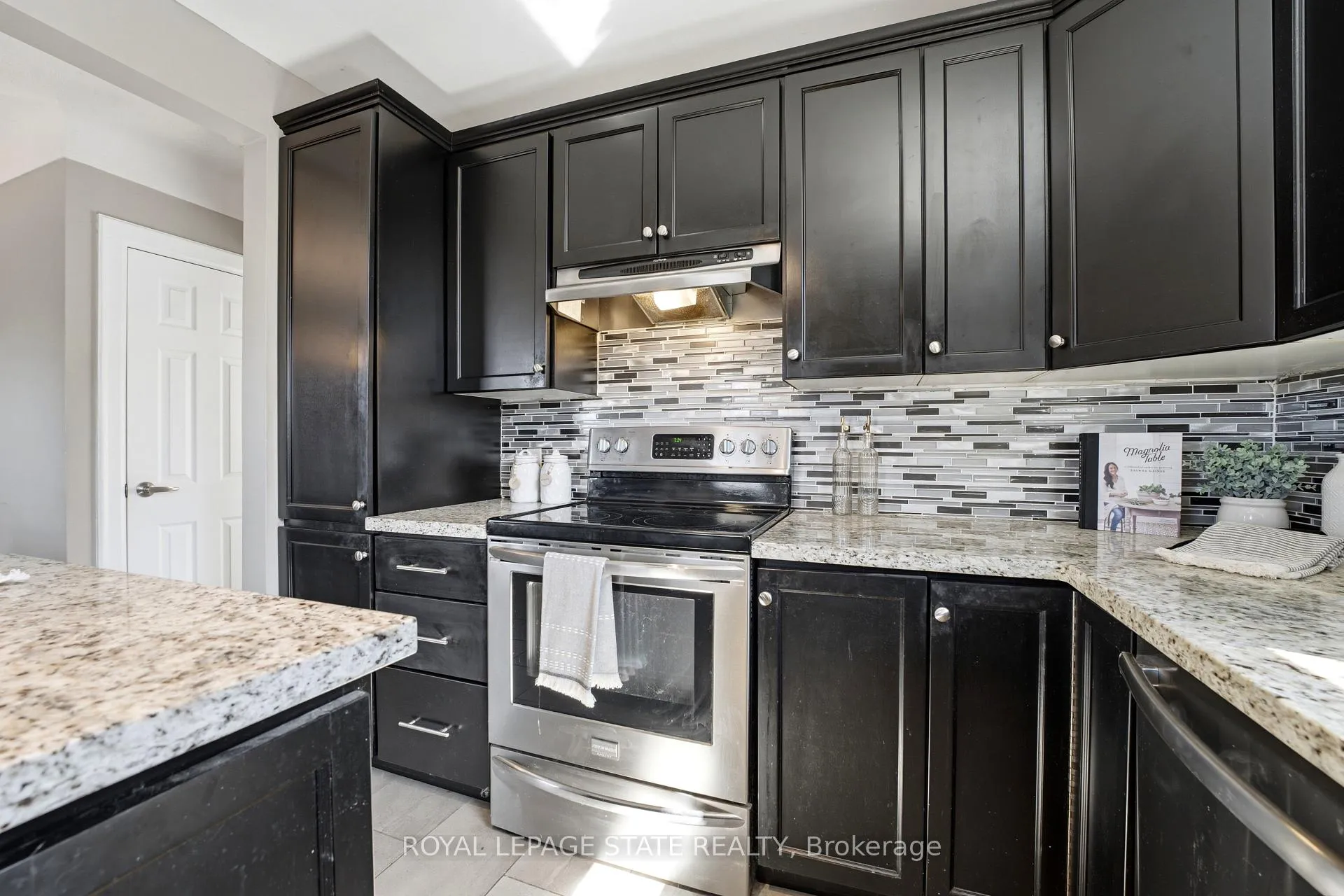 Photo 12 of 26 Isabel Avenue, Hamilton, Normanhurst — HOMEH