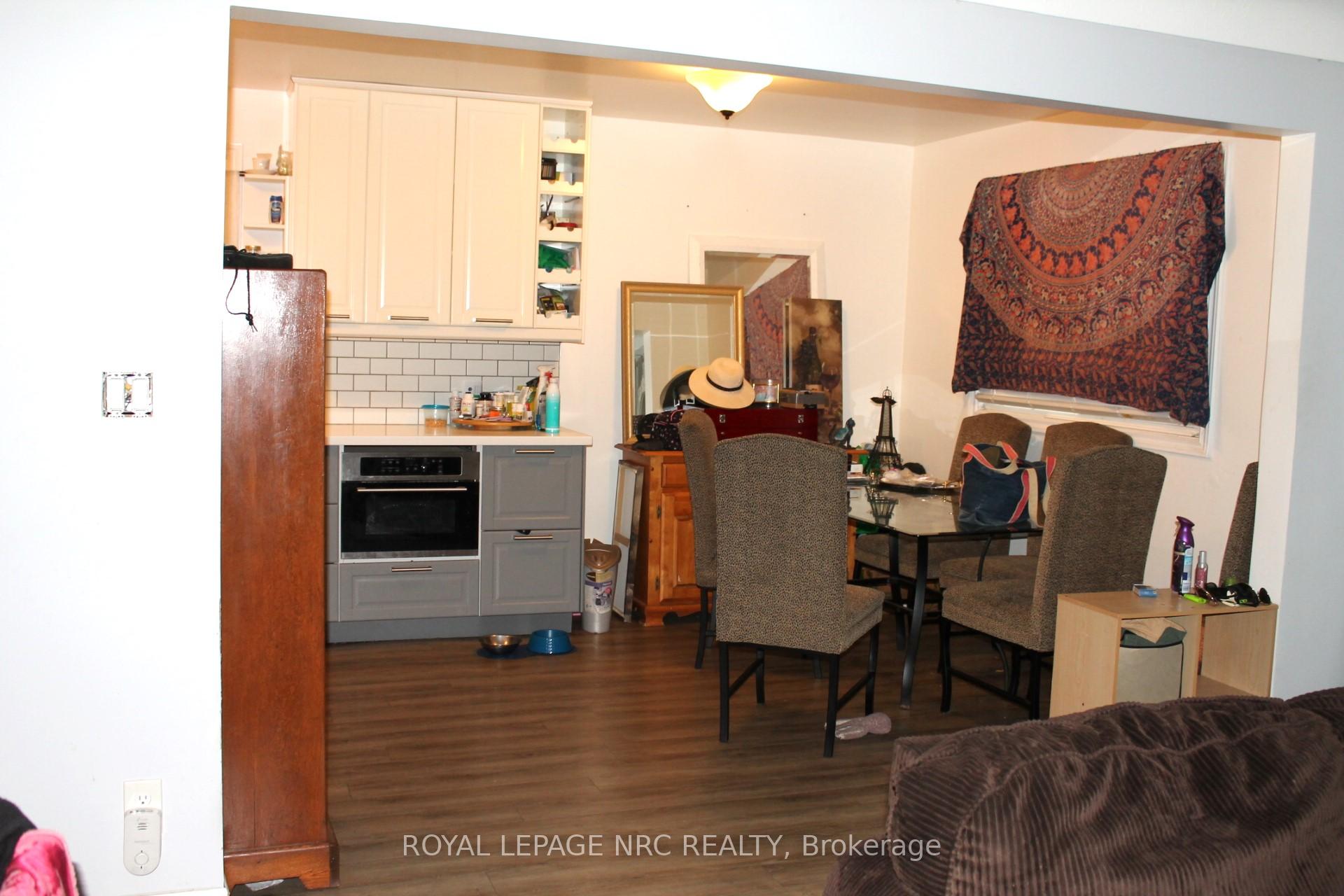 Photo 5 of 6 Park Avenue, St. Catharines, Secord Woods — HOMEH