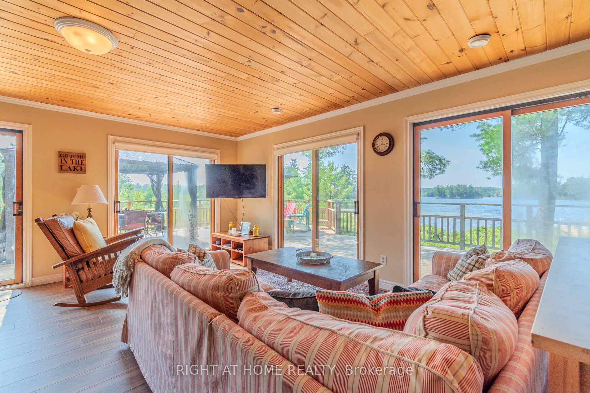 Photo 18 of 1KL 7 Cranberry Island, Gravenhurst, Morrison — HOMEH