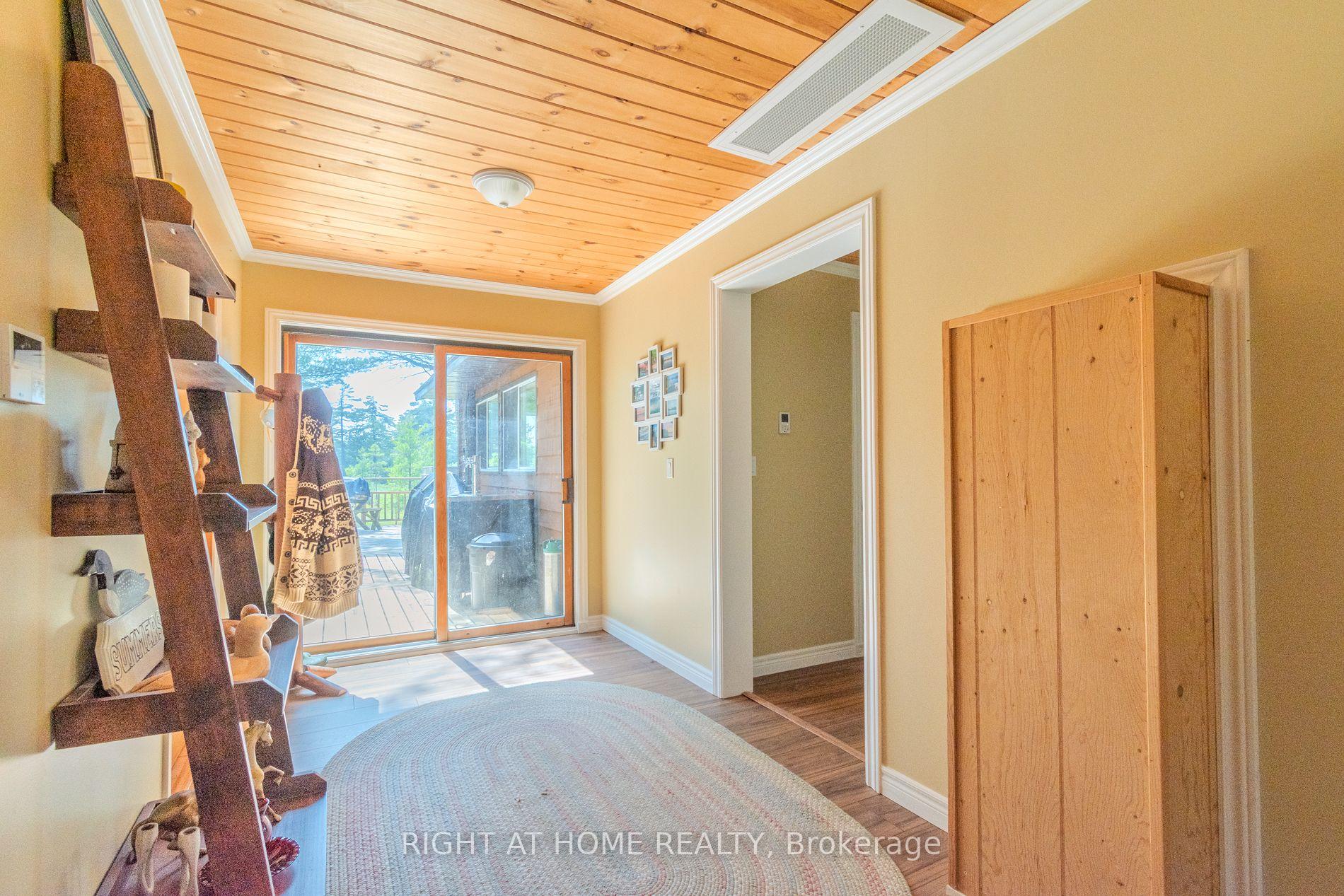 Photo 25 of 1KL 7 Cranberry Island, Gravenhurst, Morrison — HOMEH