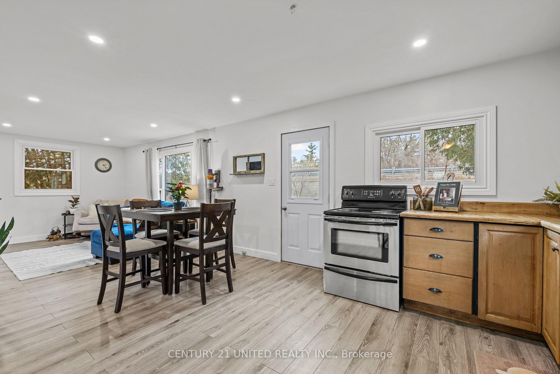 Photo 6 of 2046 Yale Road, Douro-Dummer — HOMEH