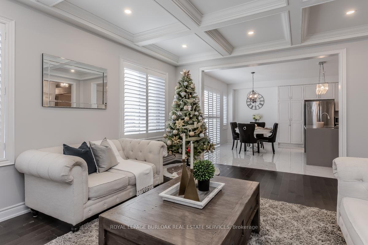 Photo 17 of 110 Avanti Crescent, Hamilton, Waterdown — HOMEH
