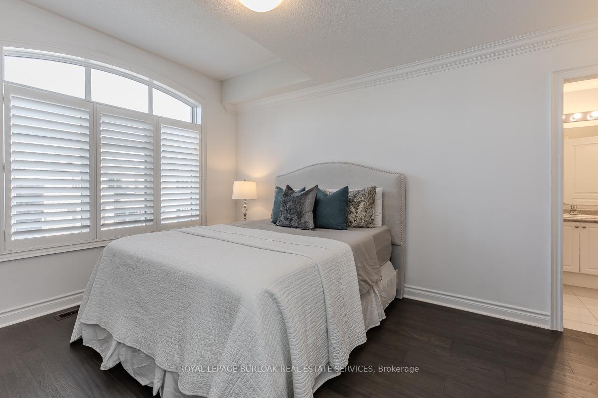 Photo 33 of 110 Avanti Crescent, Hamilton, Waterdown — HOMEH