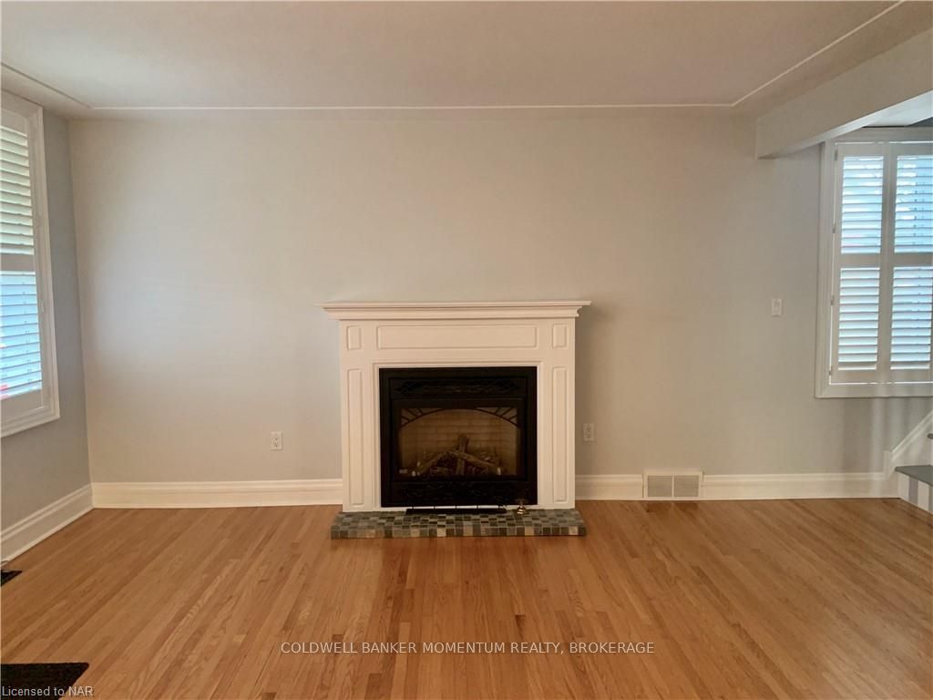 Photo 6 of 352 Linwell Road, St. Catharines, Vine/Linwell — HOMEH