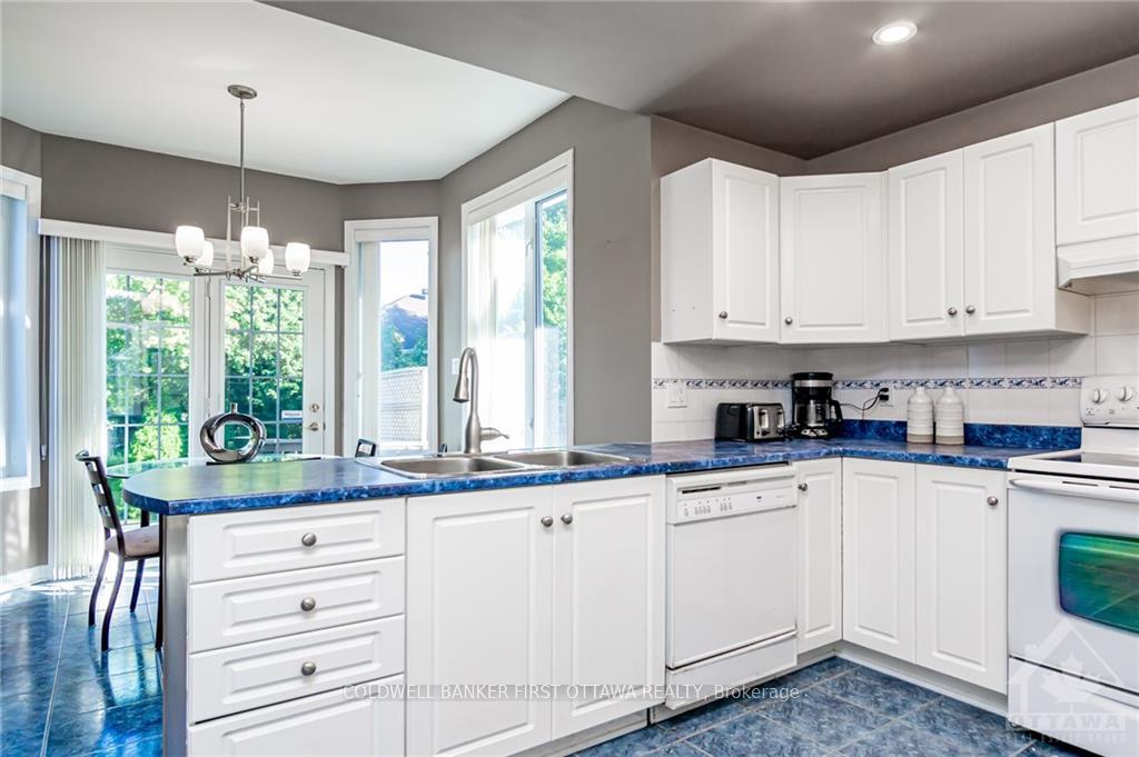 Photo 6 of 60 Forest Creek Drive, Ottawa, Stittsville (Central) — HOMEH