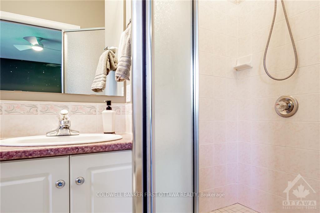 Photo 13 of 60 Forest Creek Drive, Ottawa, Stittsville (Central) — HOMEH