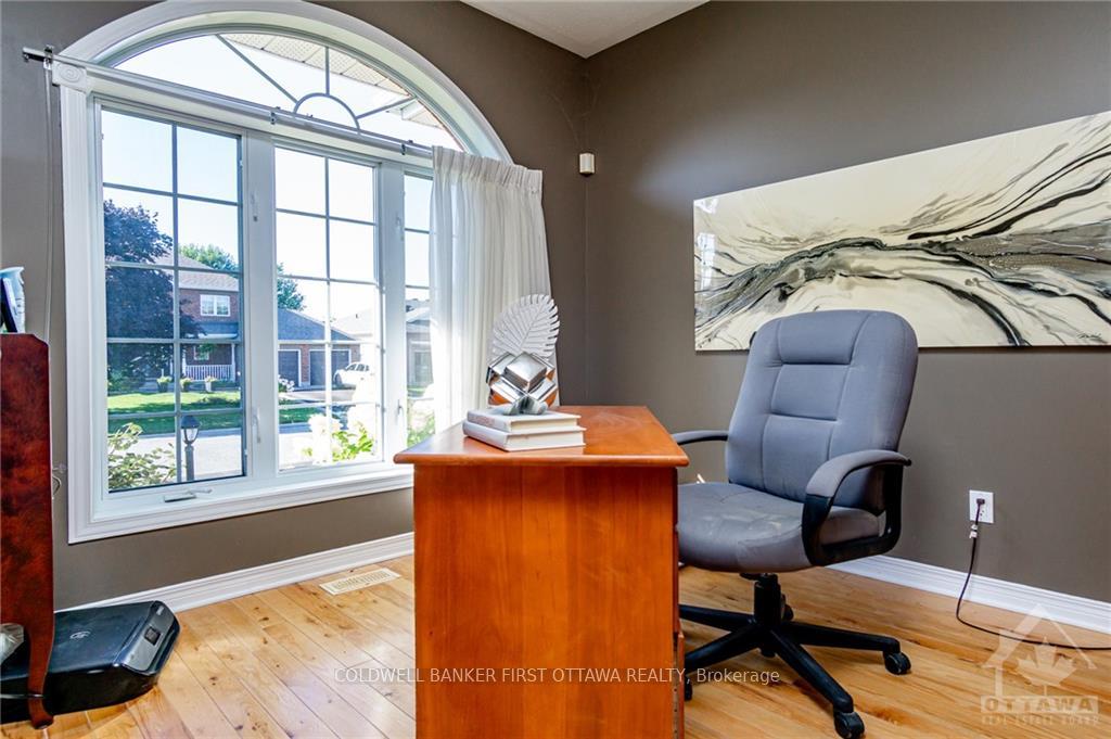 Photo 14 of 60 Forest Creek Drive, Ottawa, Stittsville (Central) — HOMEH