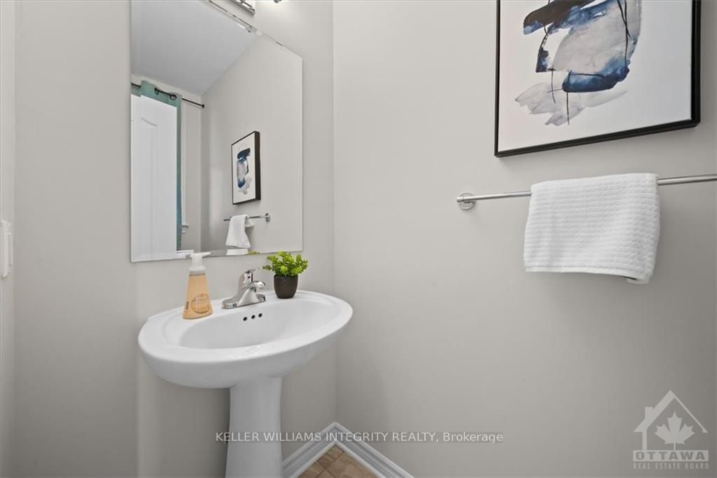 Photo 3 of 610 Vivera Place, Ottawa, Stittsville (North) — HOMEH