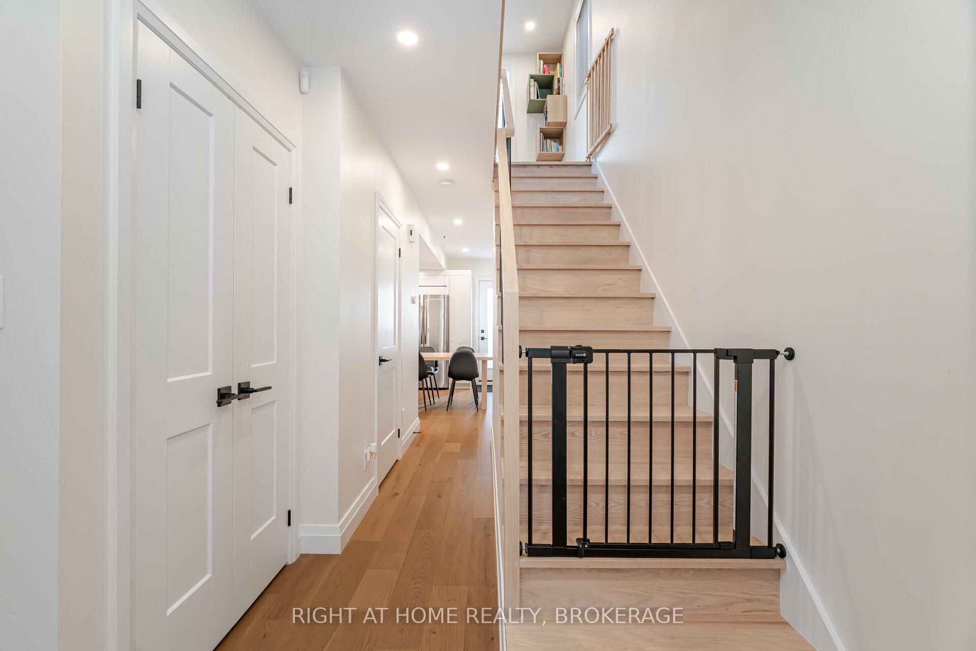 Photo 6 of 86 Gage Avenue N, Hamilton, Crown Point — HOMEH