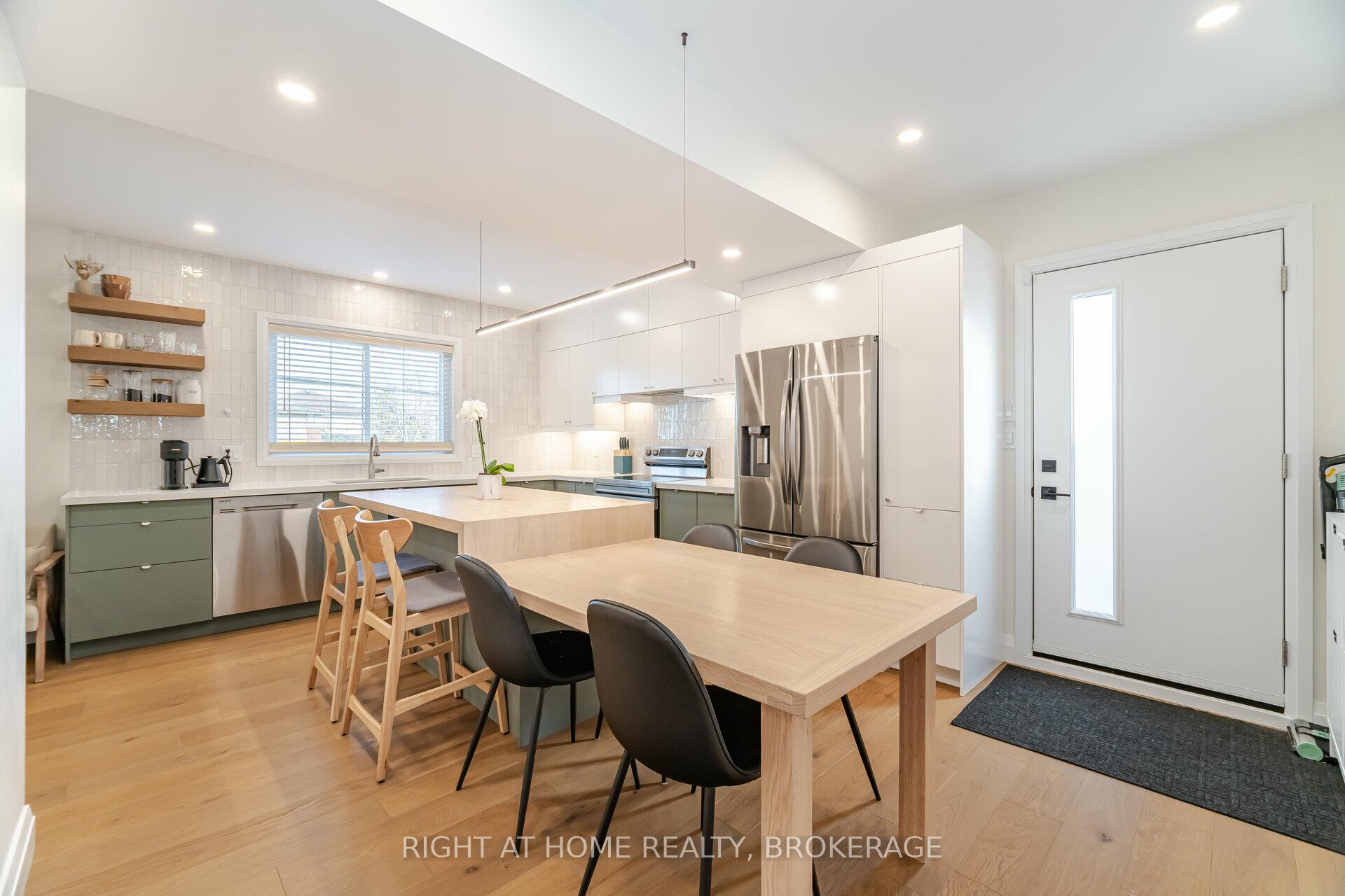 Photo 14 of 86 Gage Avenue N, Hamilton, Crown Point — HOMEH