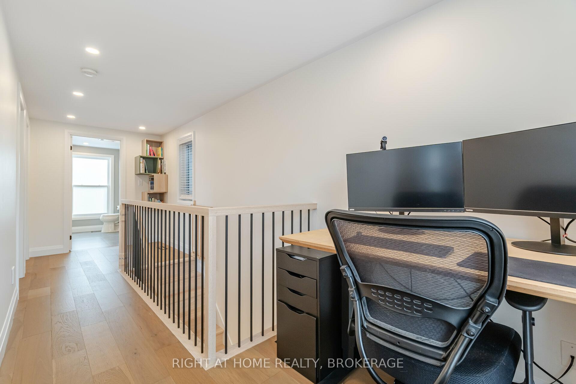 Photo 24 of 86 Gage Avenue N, Hamilton, Crown Point — HOMEH