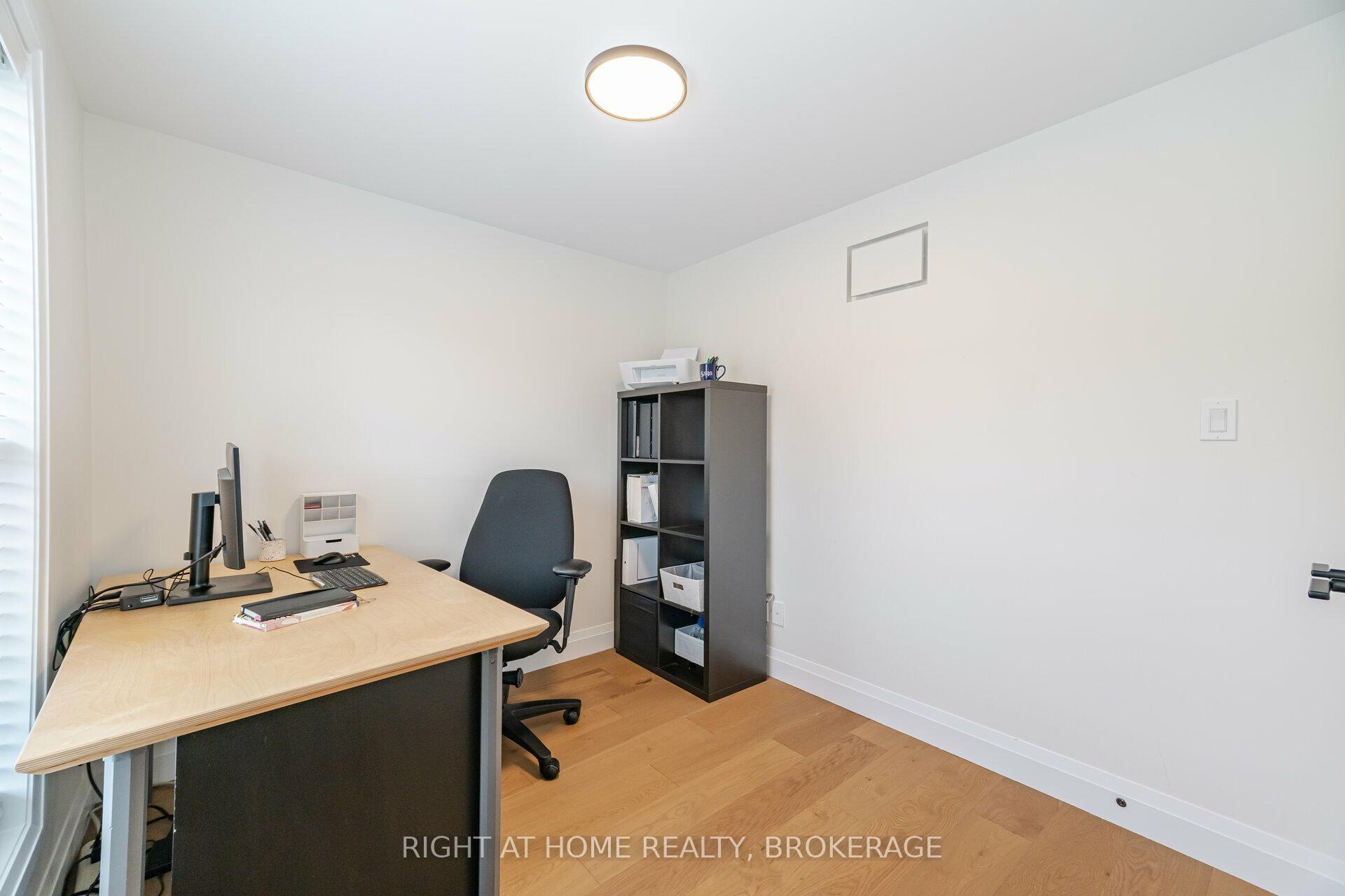 Photo 29 of 86 Gage Avenue N, Hamilton, Crown Point — HOMEH