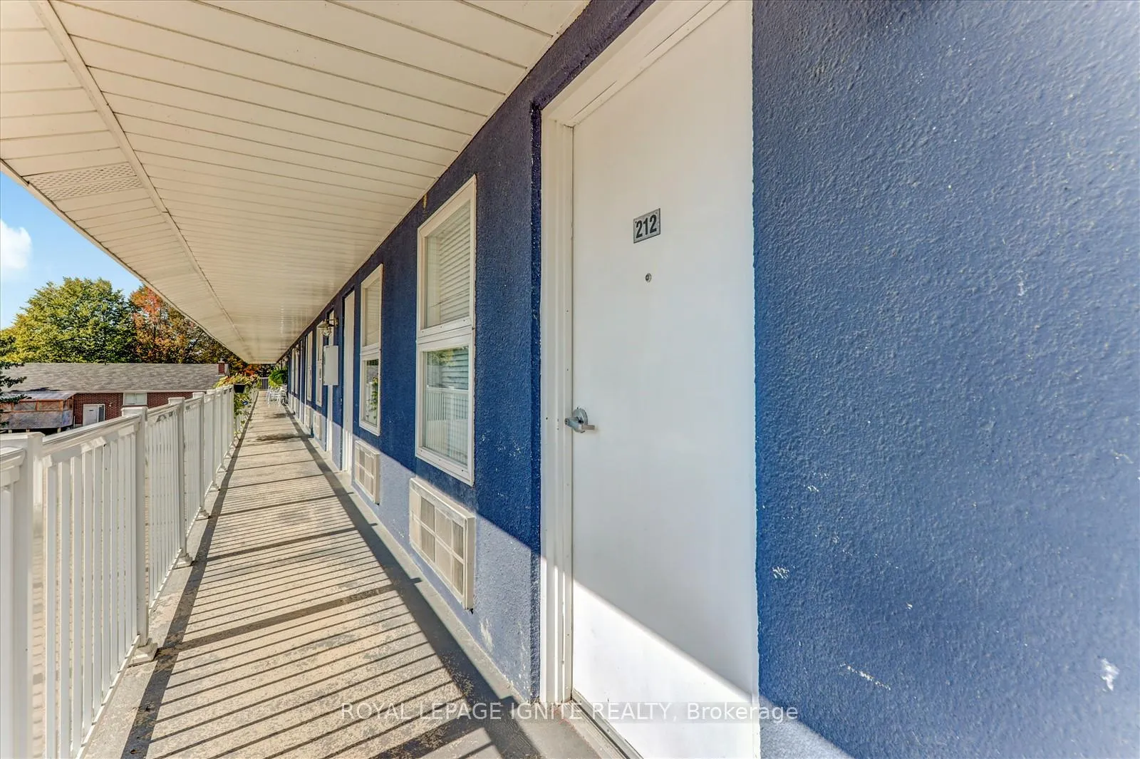 Photo 7 of Unit 212, 70 Port Darlington Road, Clarington, Bowmanville — HOMEH