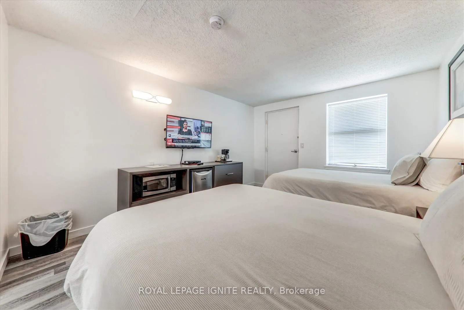 Photo 13 of Unit 212, 70 Port Darlington Road, Clarington, Bowmanville — HOMEH