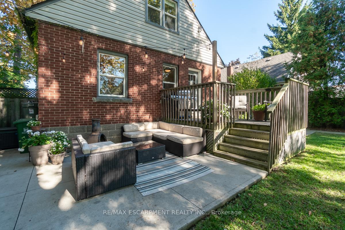 Photo 7 of 94 Queensdale Avenue E, Hamilton, Centremount — HOMEH