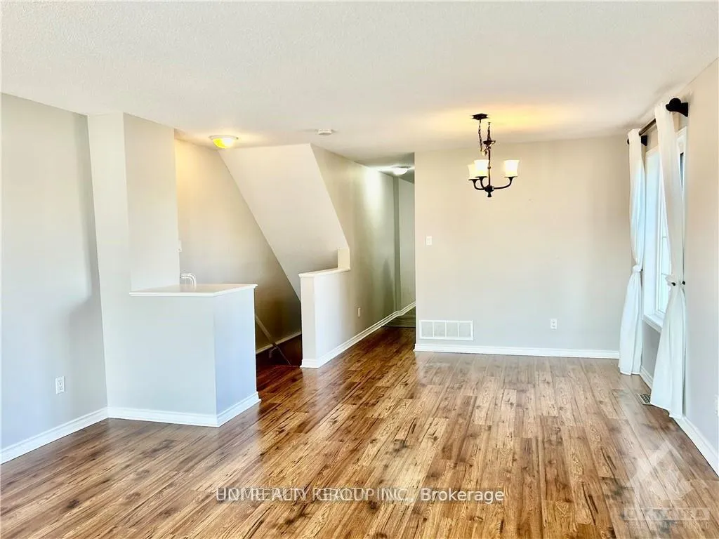 Photo 8 of 840 Longfields Drive, Ottawa, Barrhaven - Longfields — HOMEH
