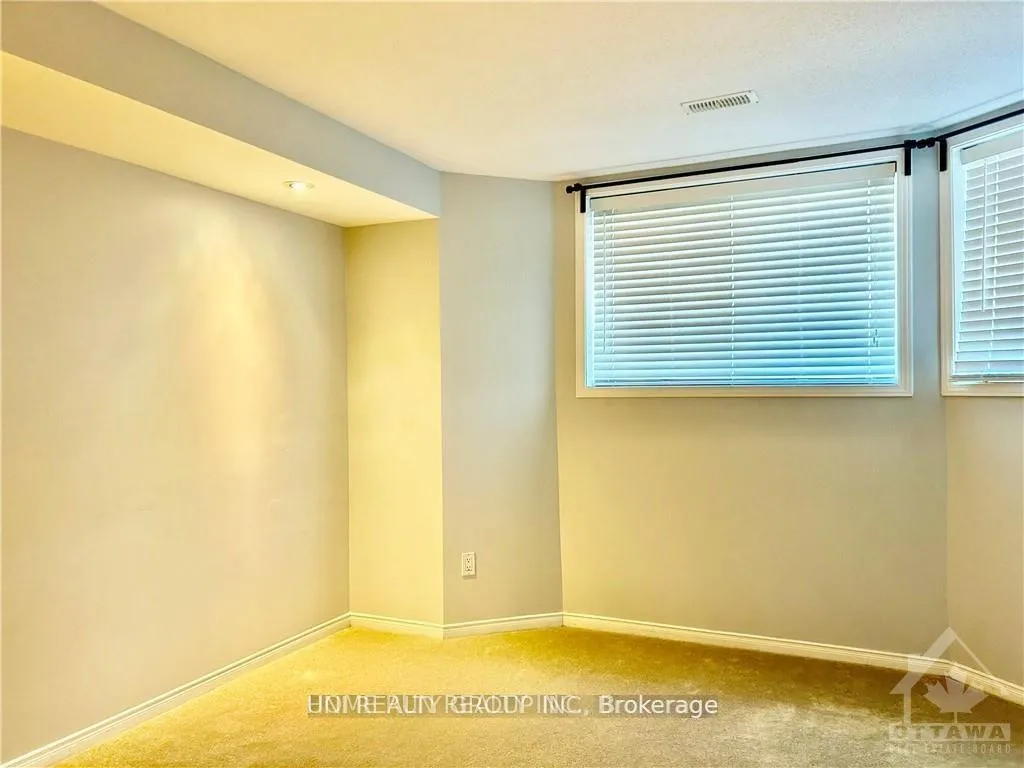 Photo 12 of 840 Longfields Drive, Ottawa, Barrhaven - Longfields — HOMEH