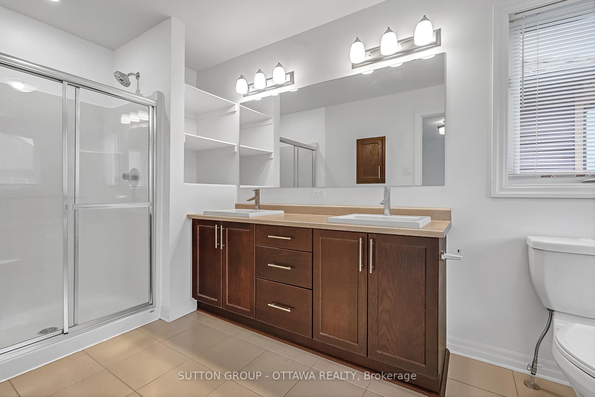 Photo 21 of 1036 Cobble Hill Drive, Ottawa, Barrhaven - Cedargrove/Fraserdale — HOMEH