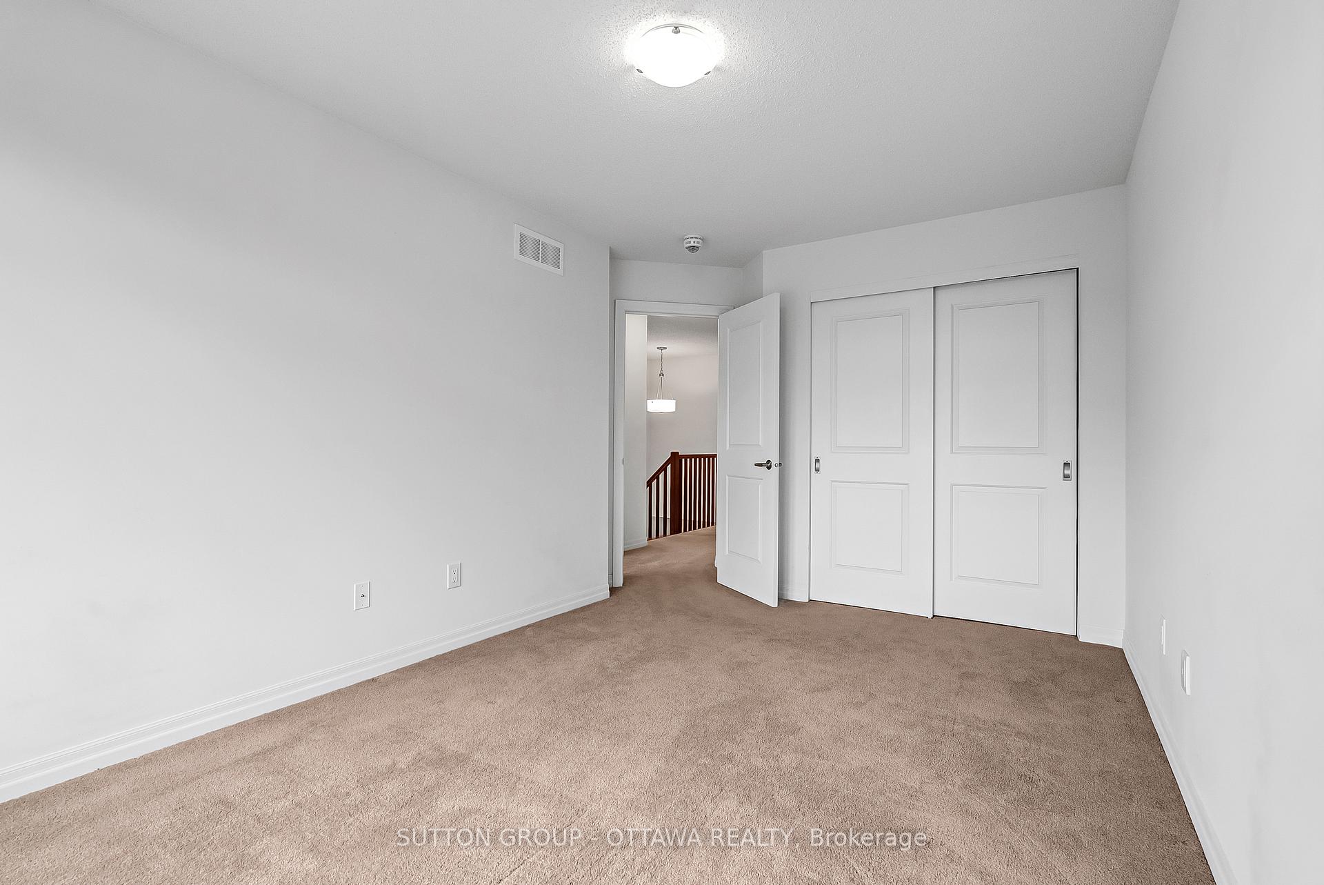 Photo 25 of 1036 Cobble Hill Drive, Ottawa, Barrhaven - Cedargrove/Fraserdale — HOMEH