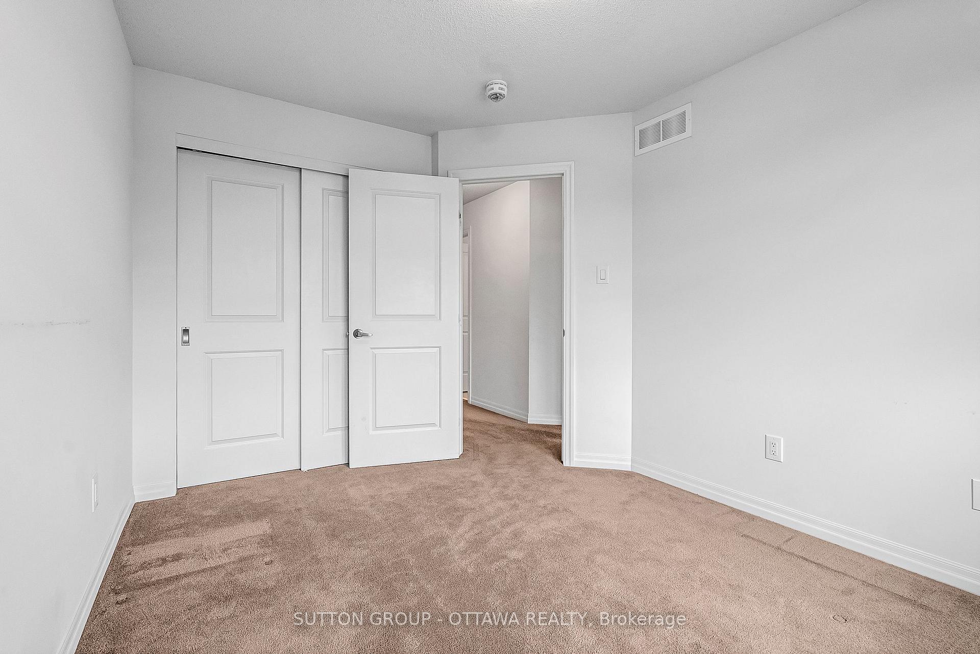 Photo 27 of 1036 Cobble Hill Drive, Ottawa, Barrhaven - Cedargrove/Fraserdale — HOMEH
