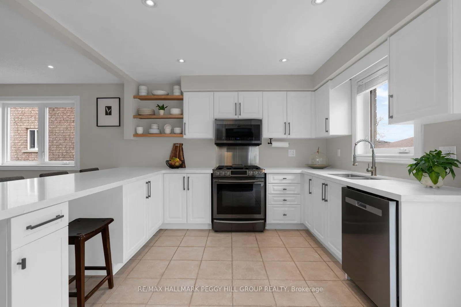 Photo 3 of 64A Bird Street, Barrie, Edgehill Drive — HOMEH