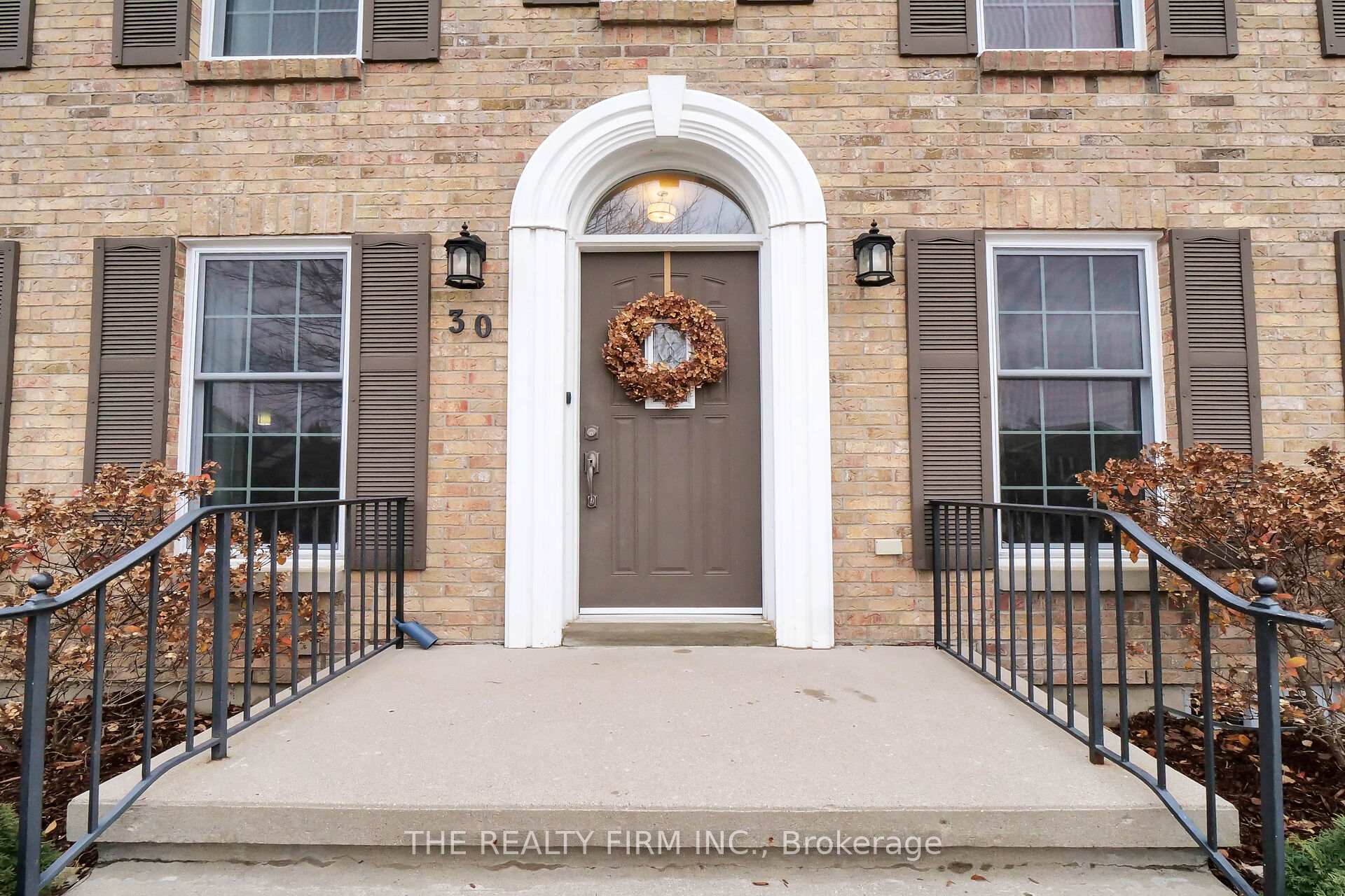 Photo 2 of 30 Cavanaugh Crescent, St. Thomas — HOMEH