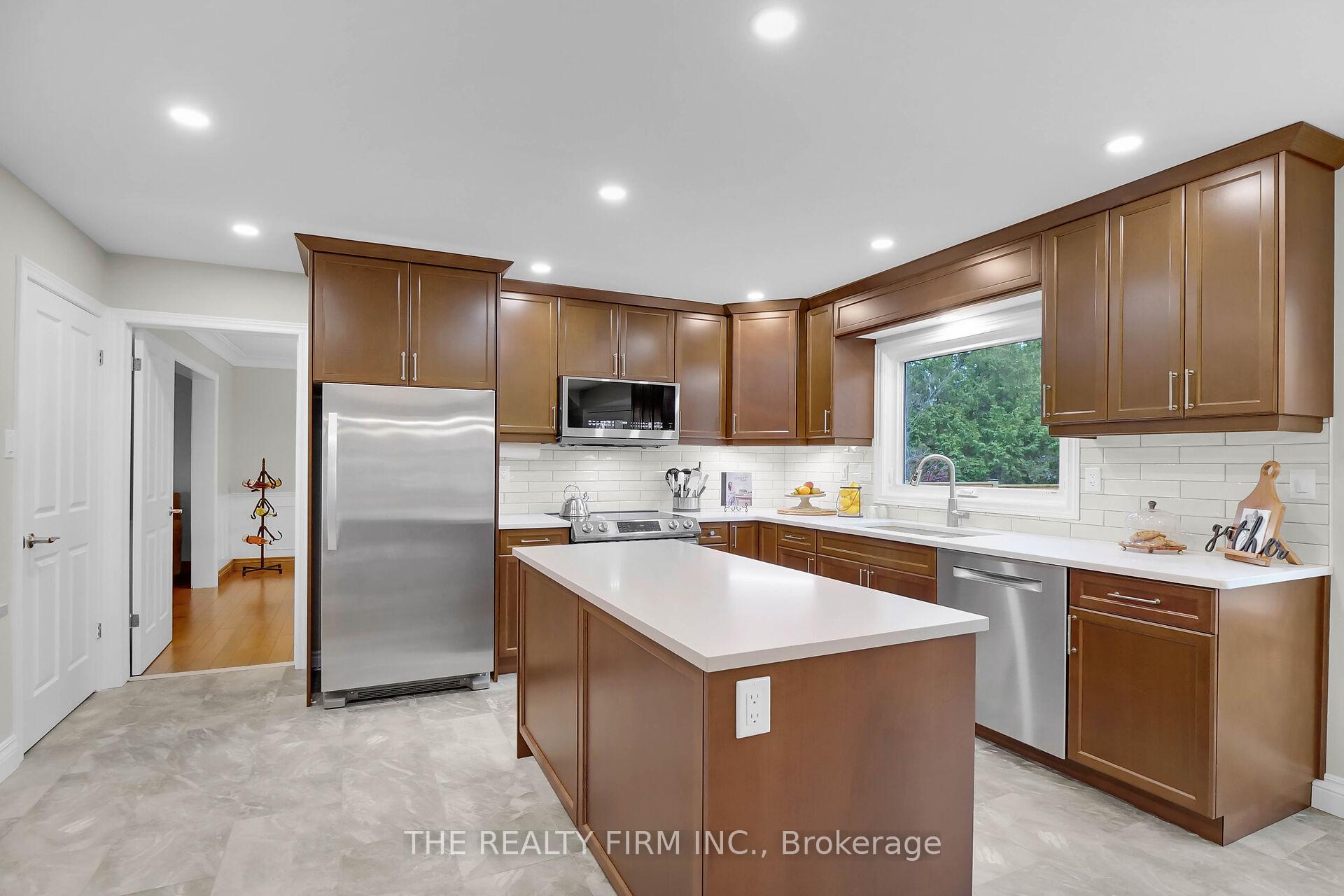Photo 11 of 30 Cavanaugh Crescent, St. Thomas — HOMEH