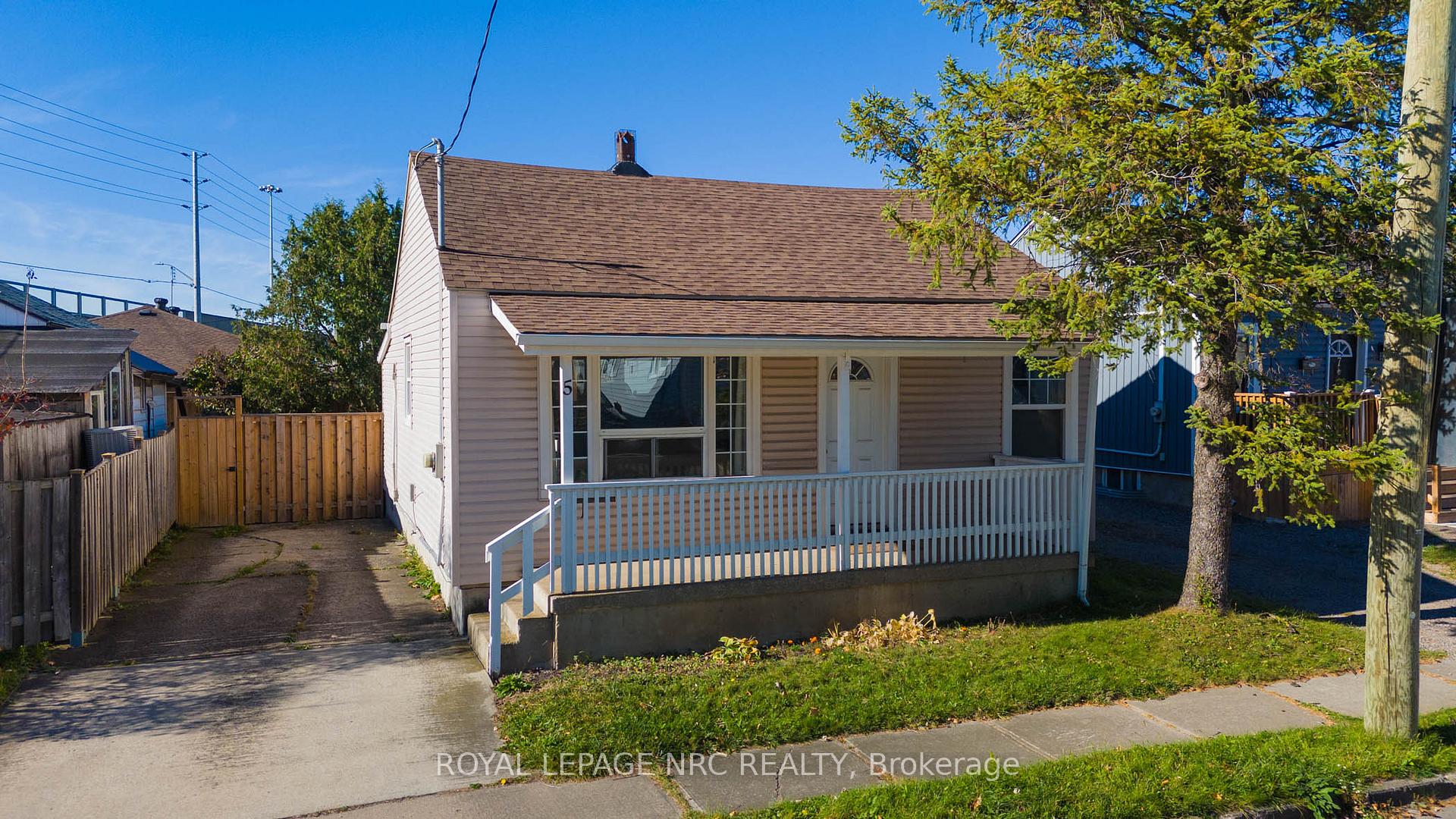 Photo 1 of 5 Sherbourne Street, St. Catharines, Facer — HOMEH