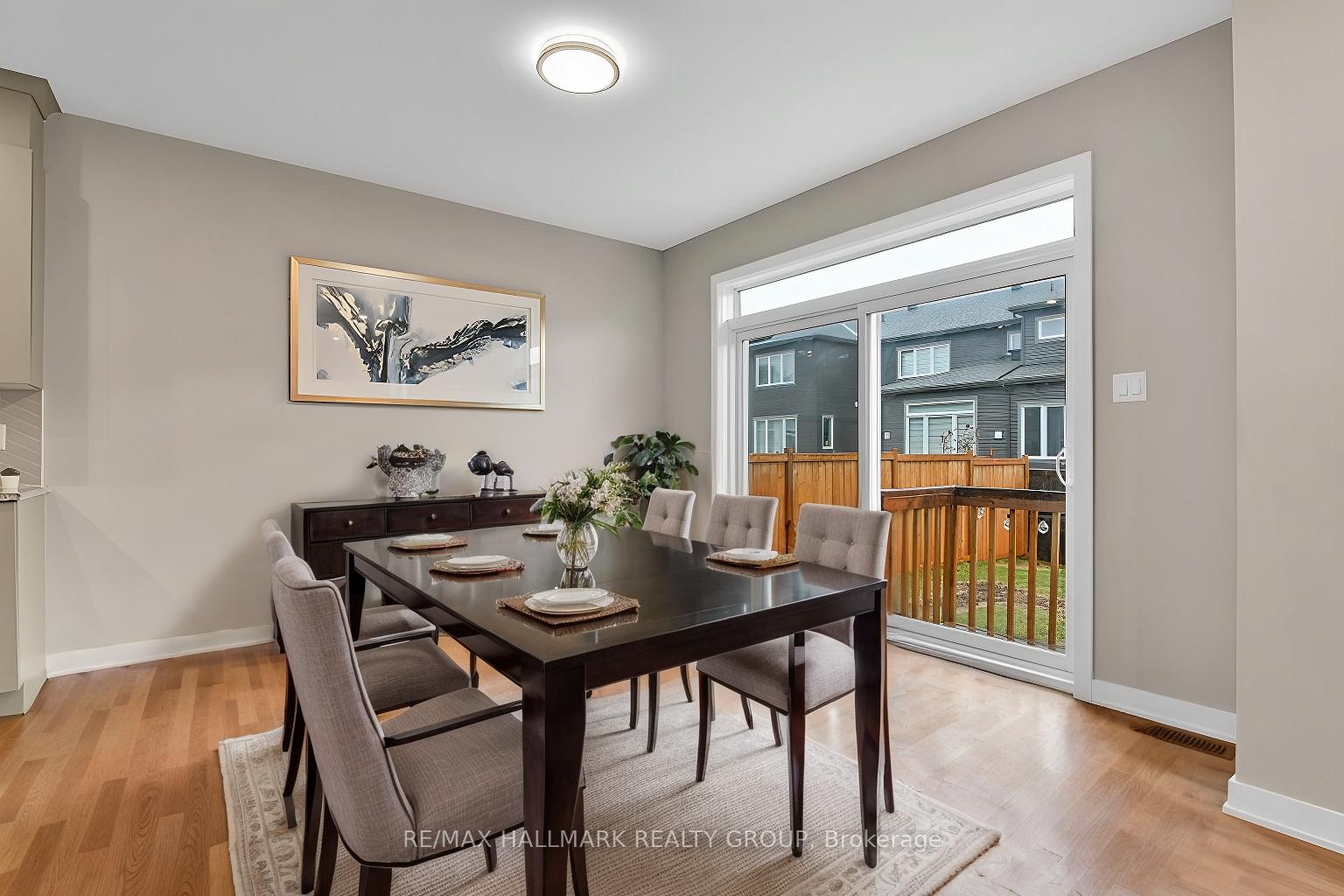 Photo 9 of 804 Sendero Way, Ottawa, Remainder of Stittsville & Area — HOMEH