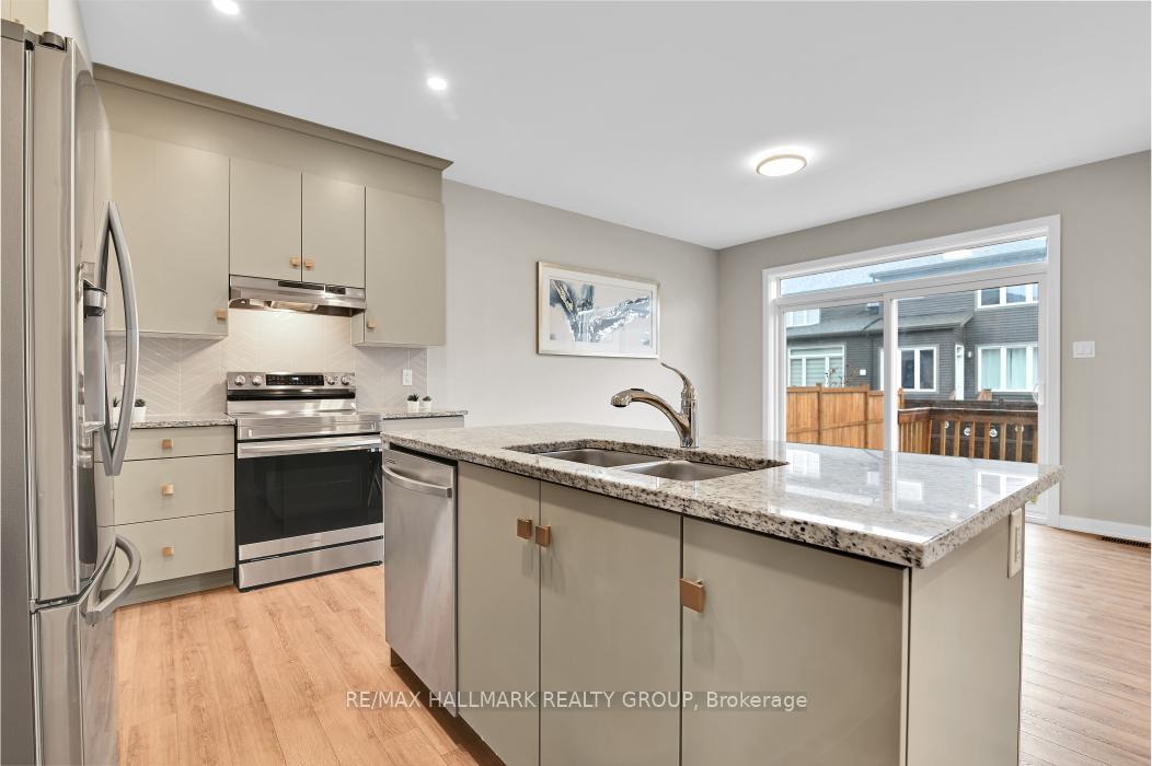 Photo 12 of 804 Sendero Way, Ottawa, Remainder of Stittsville & Area — HOMEH