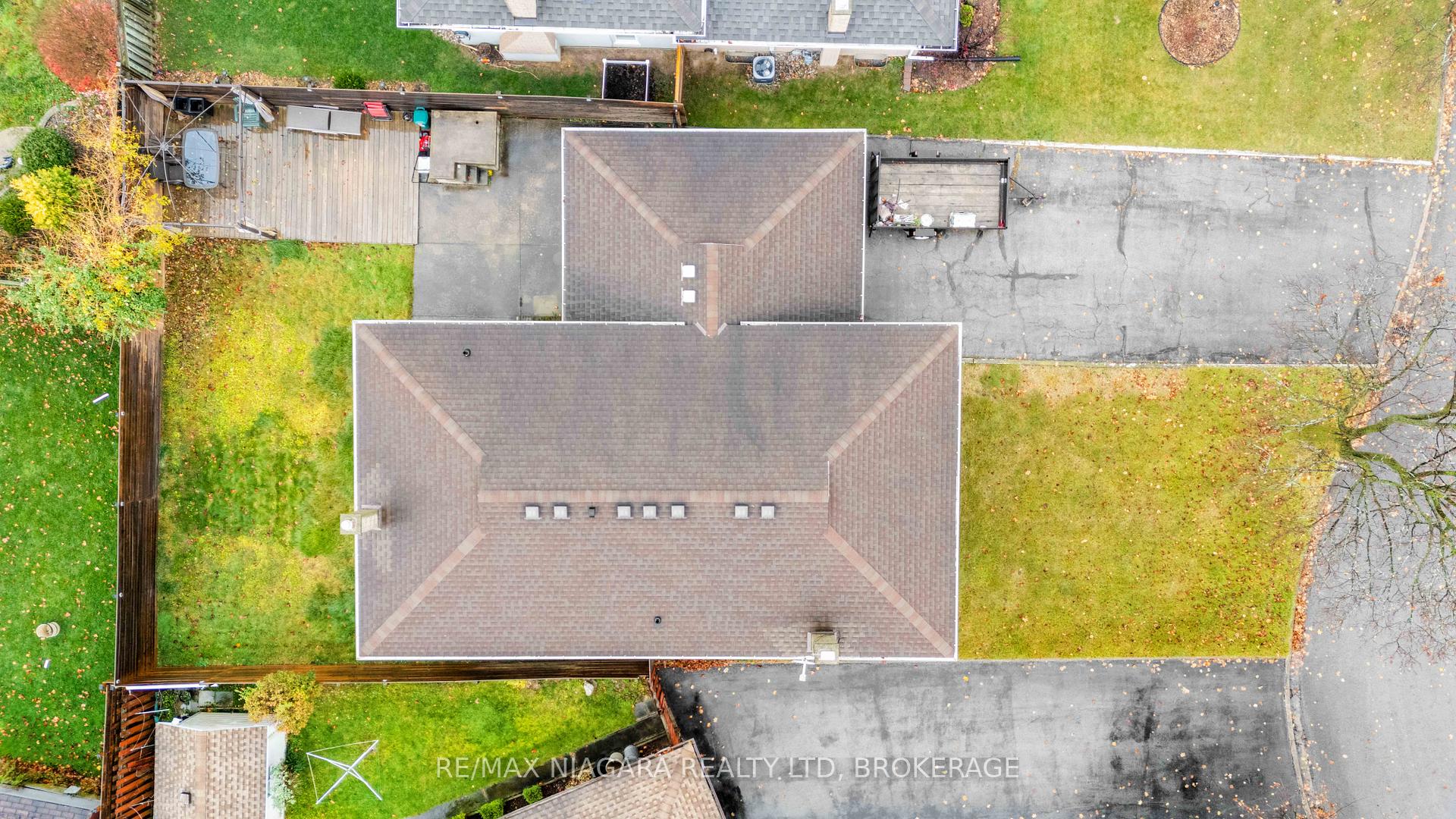 Photo 29 of 8 Trinity Circle, St. Catharines, Lakeport — HOMEH