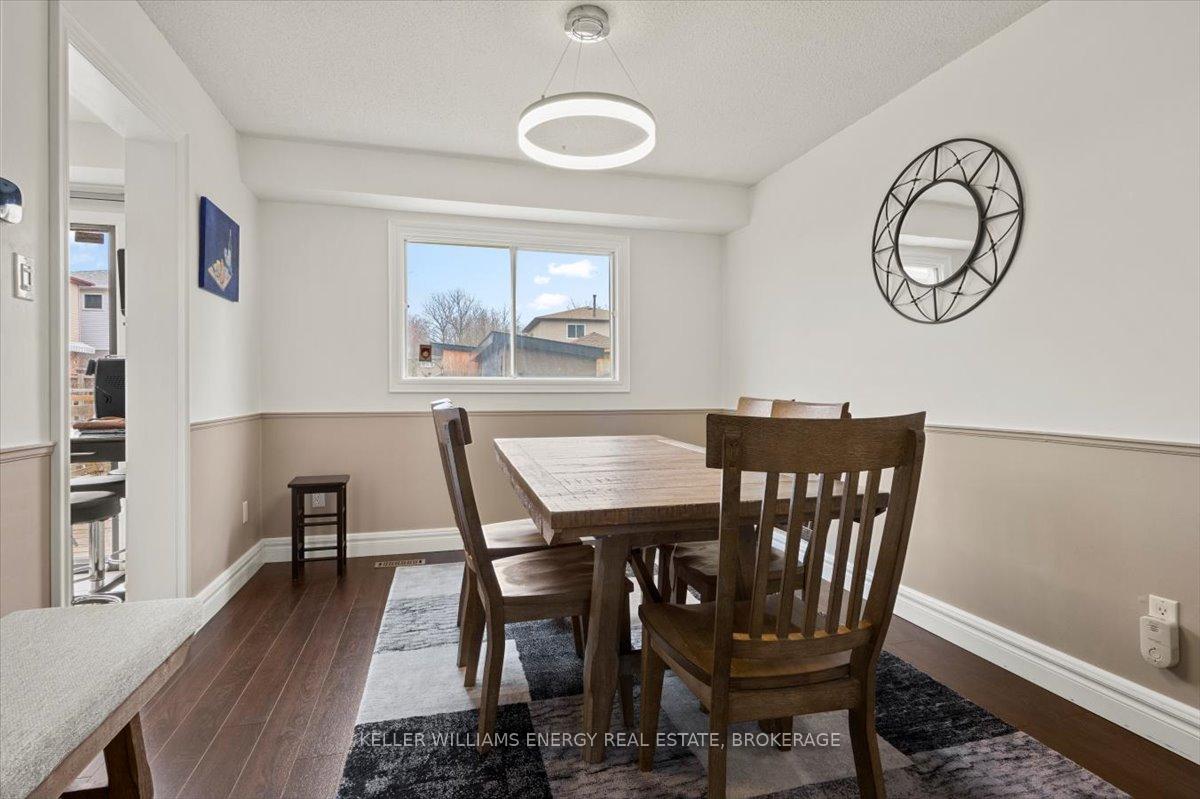 Photo 18 of 667 Monarch Avenue, Ajax, South West — HOMEH