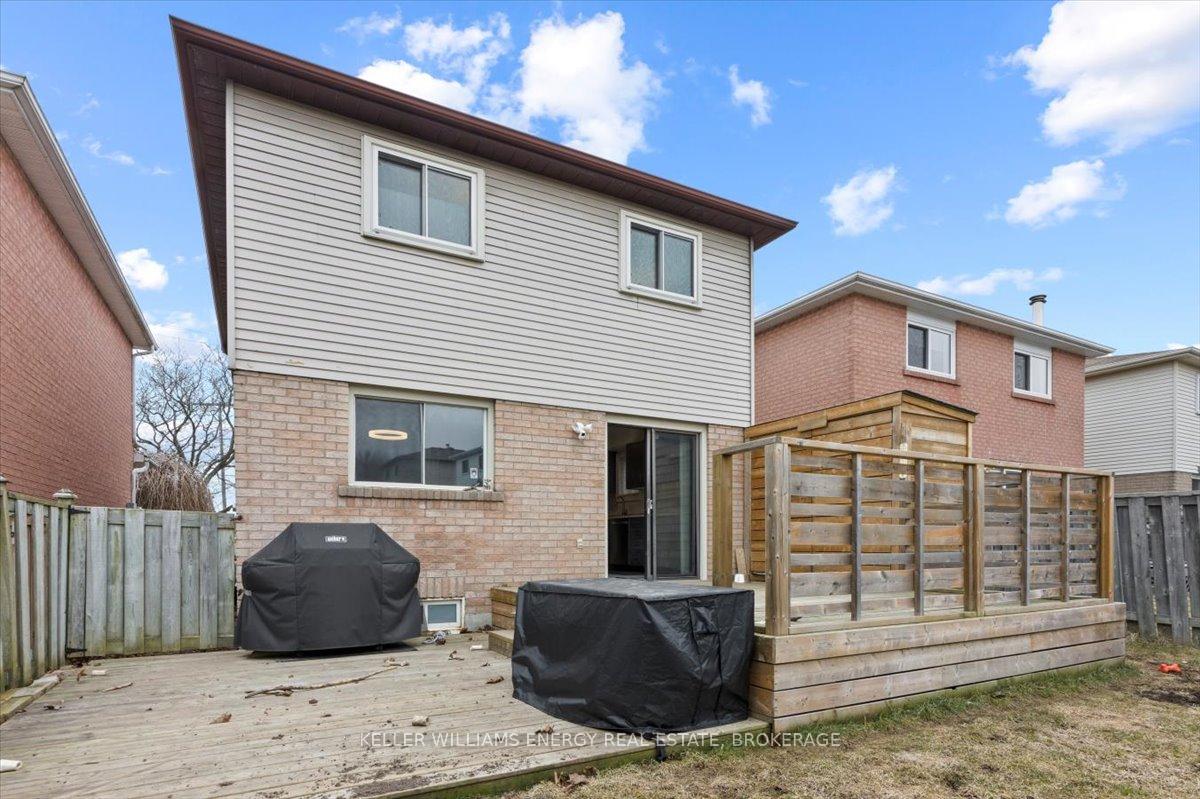 Photo 34 of 667 Monarch Avenue, Ajax, South West — HOMEH