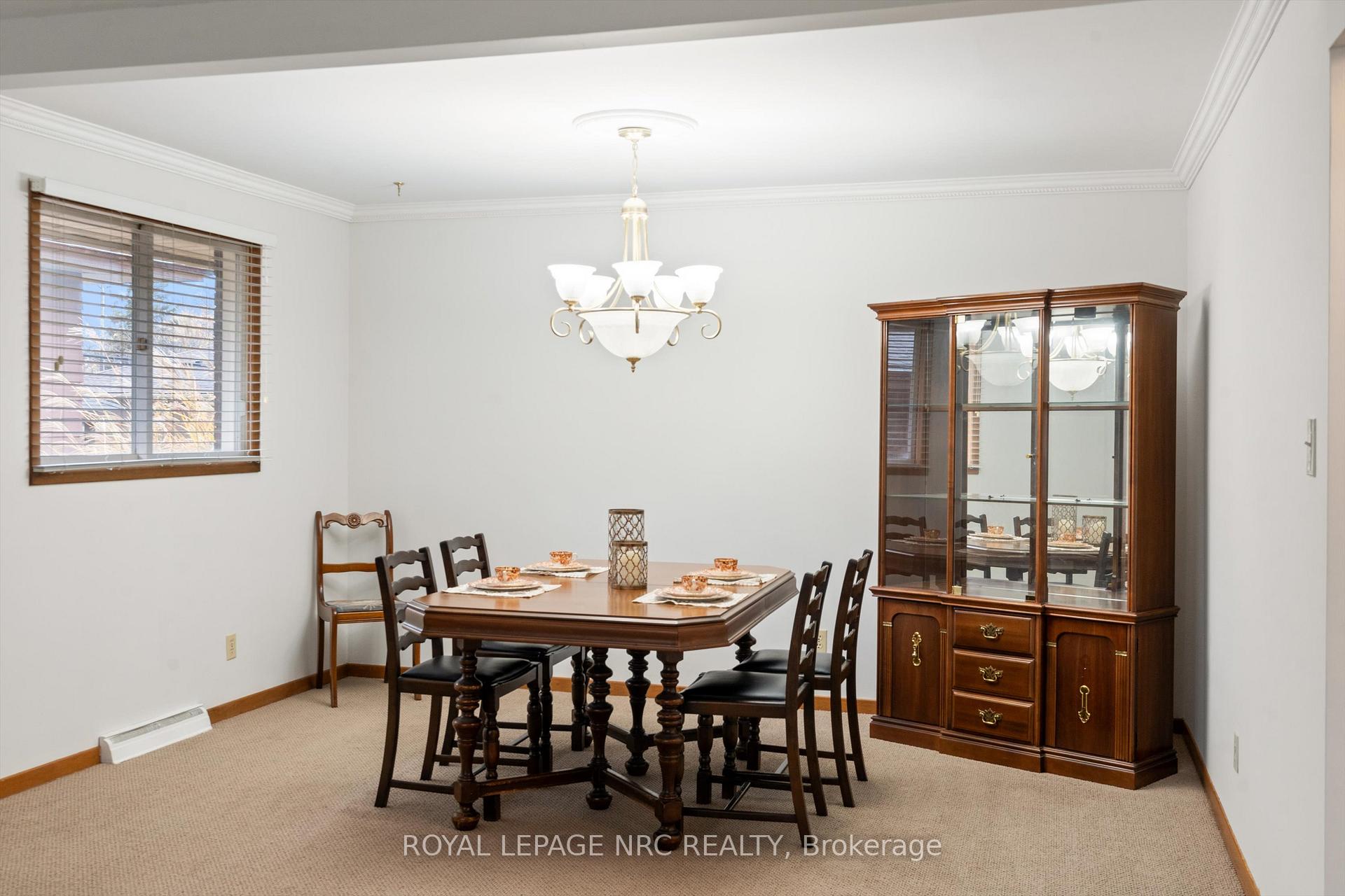 Photo 17 of 65 Windward Street, St. Catharines, Carlton/Bunting — HOMEH