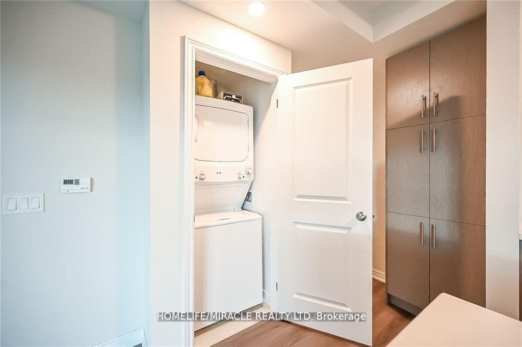 Photo 3 of Unit 213, 2750 King Street E, Hamilton, Greenford — HOMEH
