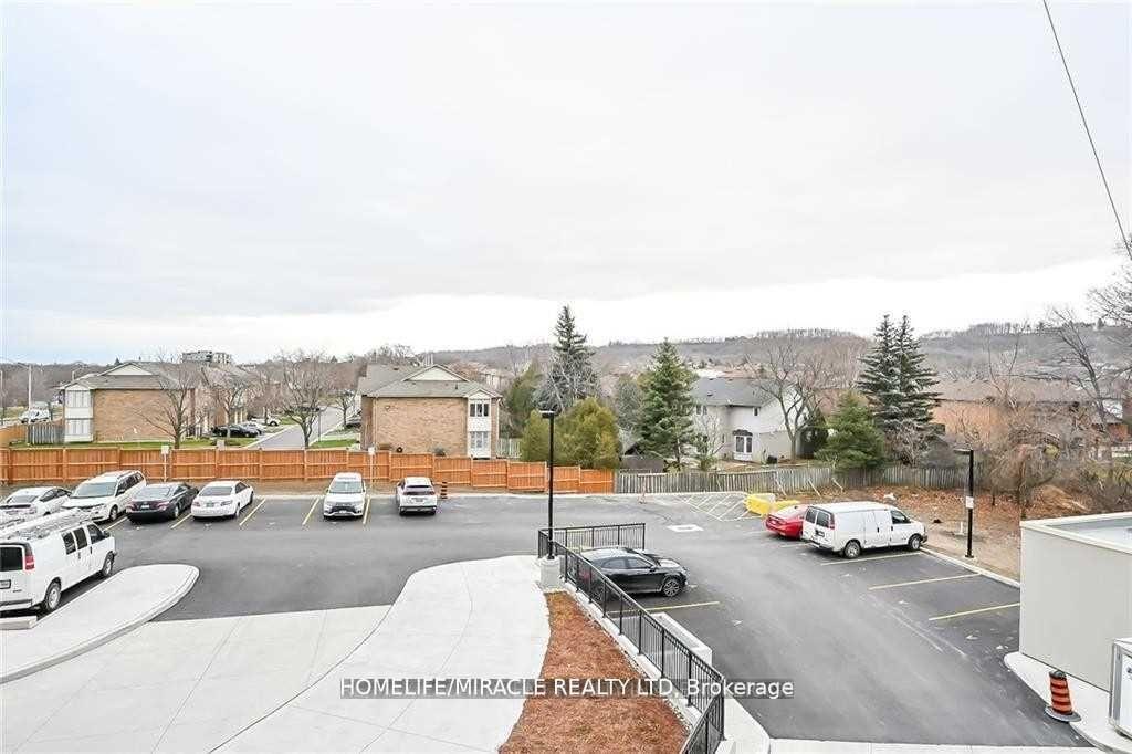 Photo 15 of Unit 213, 2750 King Street E, Hamilton, Greenford — HOMEH