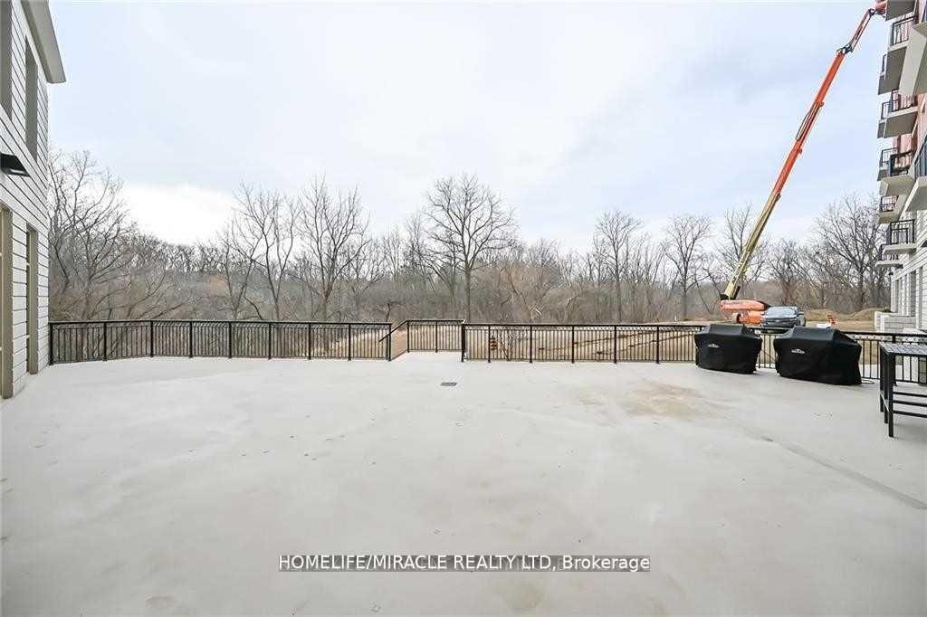 Photo 24 of Unit 213, 2750 King Street E, Hamilton, Greenford — HOMEH