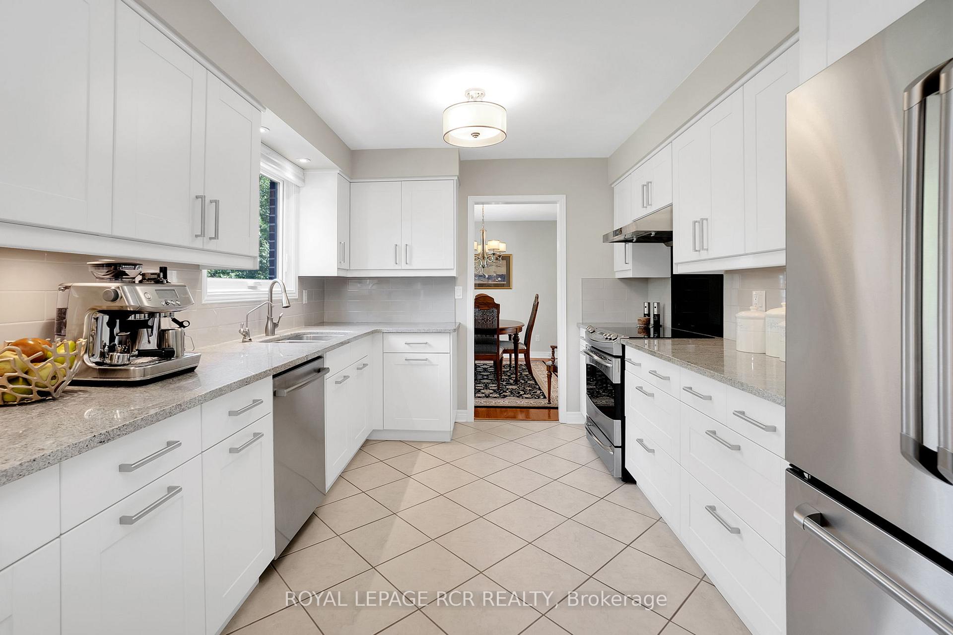 Photo 10 of 27 Westview Crescent, Caledon, Palgrave — HOMEH