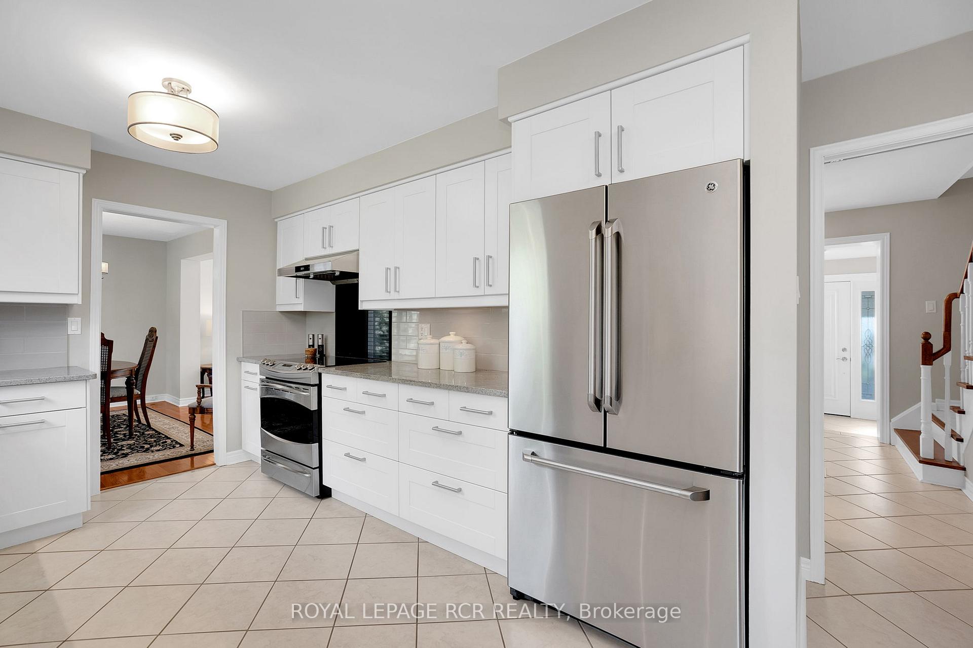 Photo 3 of 27 Westview Crescent, Caledon, Palgrave — HOMEH