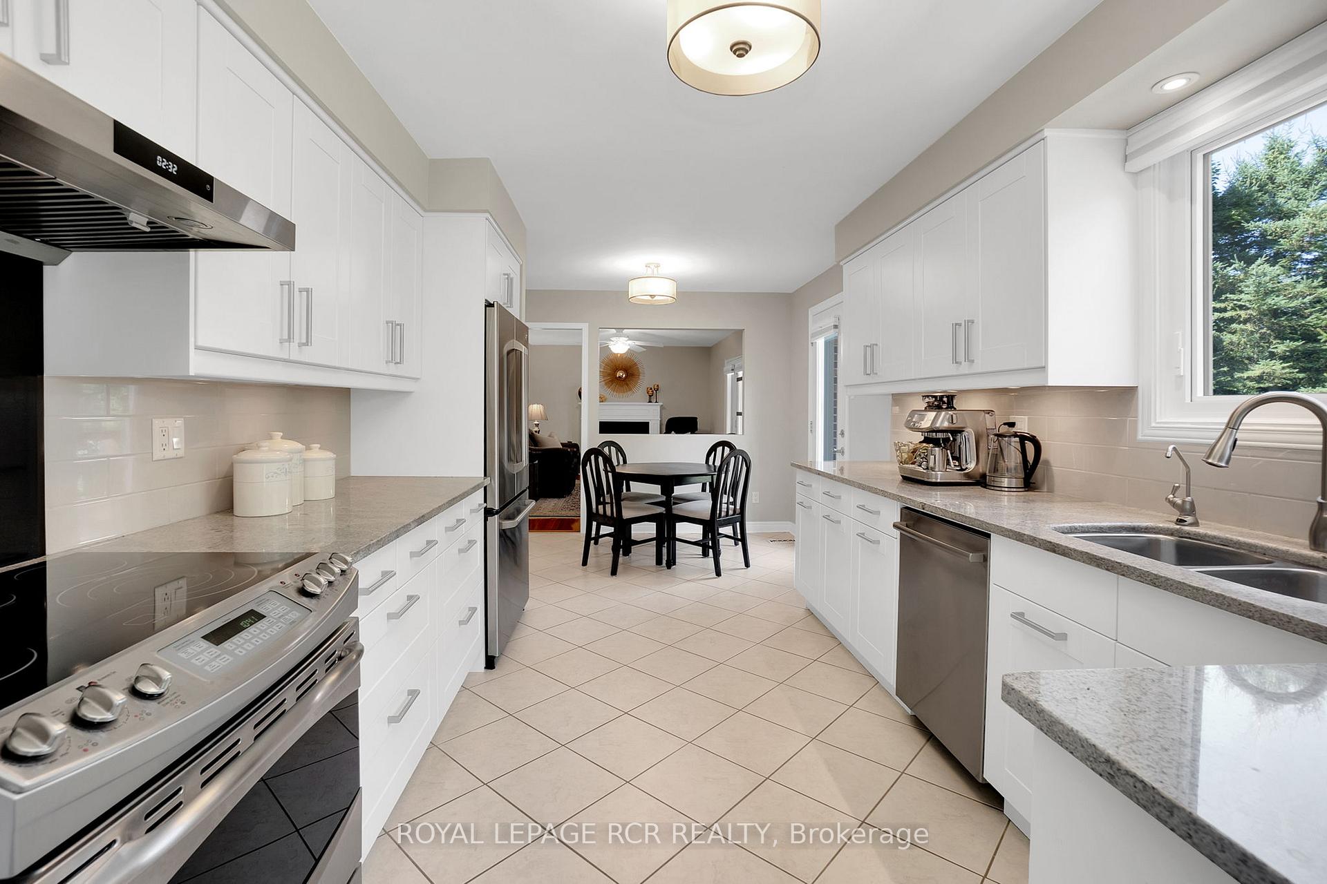 Photo 7 of 27 Westview Crescent, Caledon, Palgrave — HOMEH
