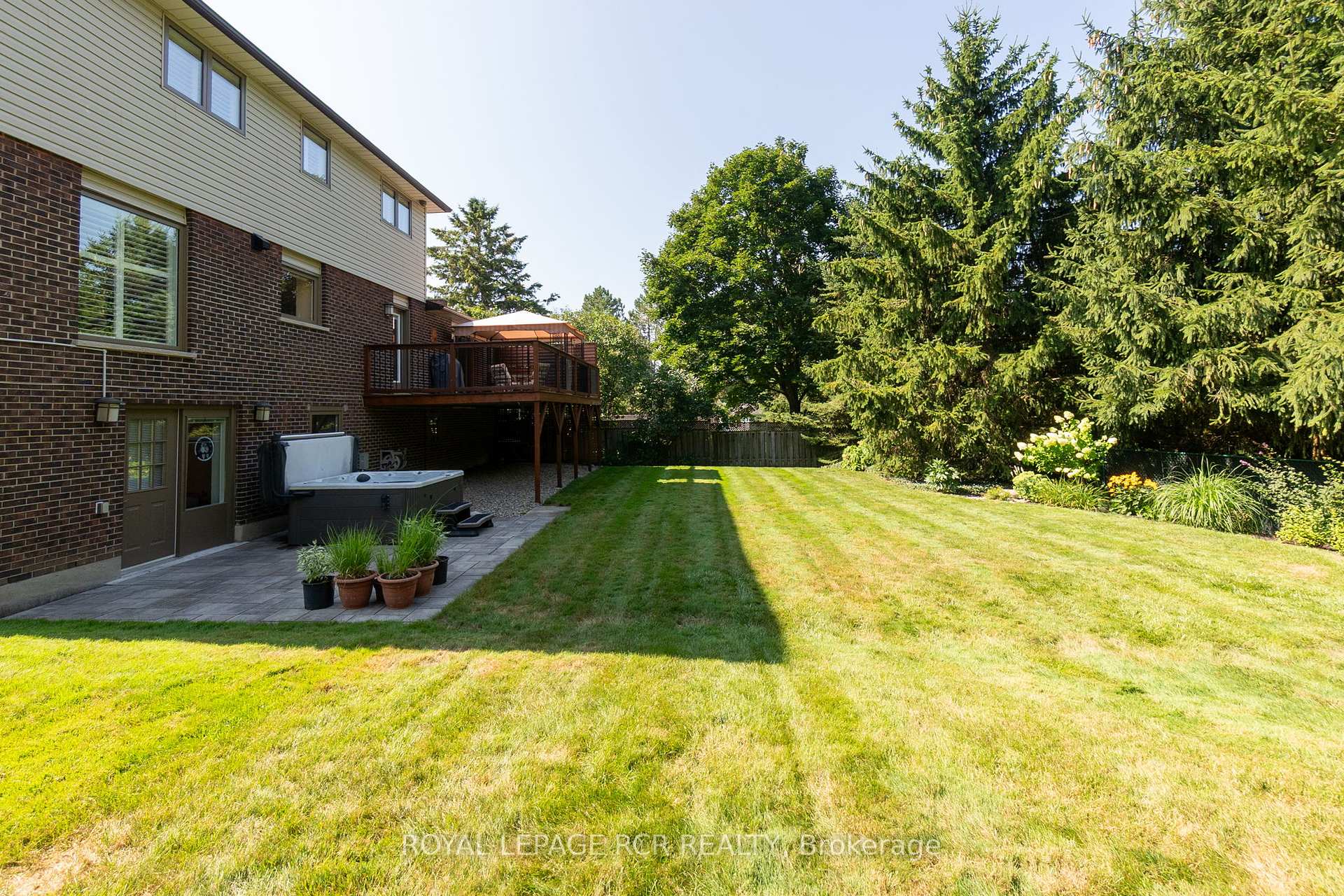 Photo 16 of 27 Westview Crescent, Caledon, Palgrave — HOMEH