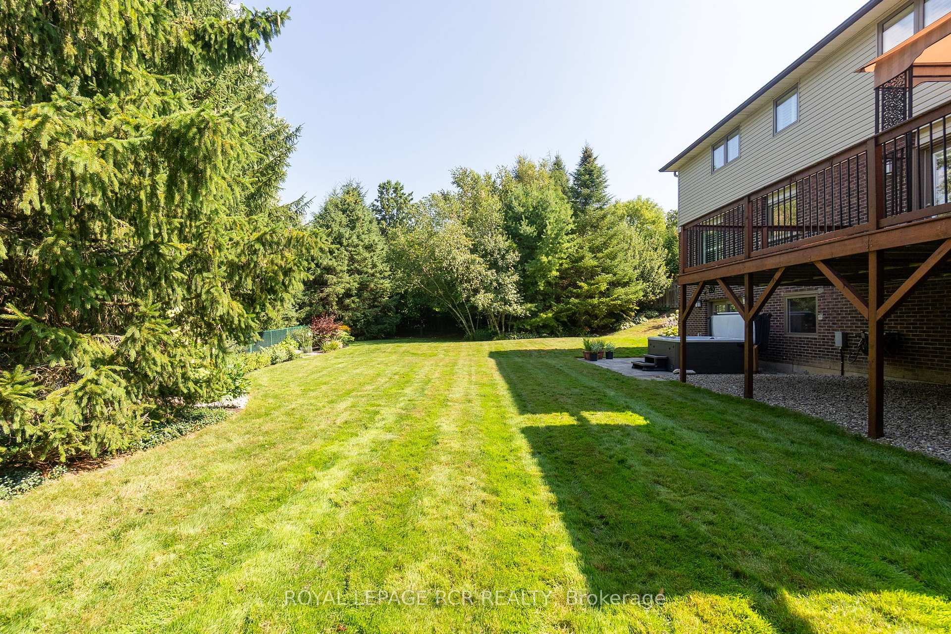 Photo 22 of 27 Westview Crescent, Caledon, Palgrave — HOMEH